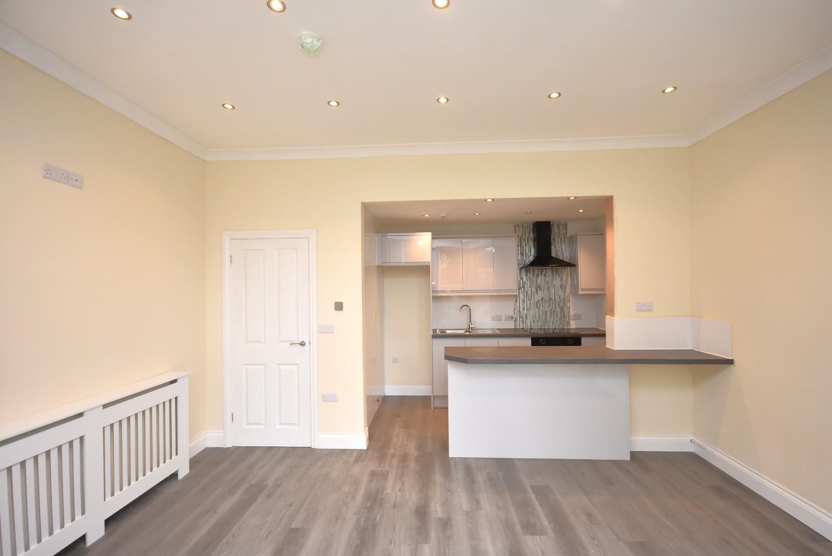 Ground Floor Flat Front ,13 Victoria Road, Penarth, CF64 3EG